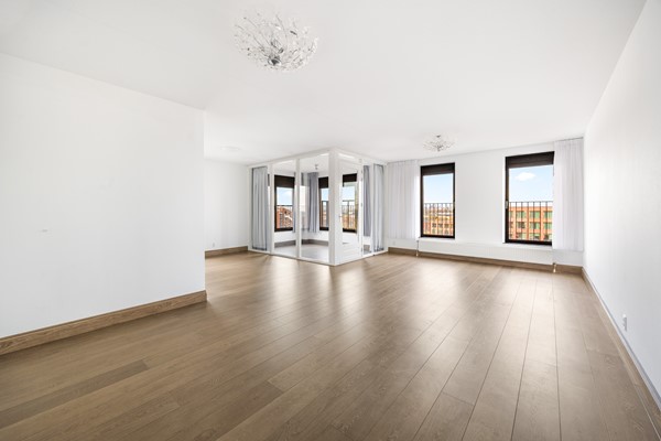 Medium property photo - Simon Carmiggelthof 176, 2492 JN Den Haag